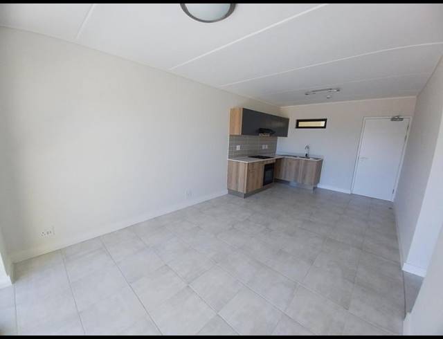 2 BEDROOM PROPERTY TO RENT IN GREENBAY ECO ESTATE